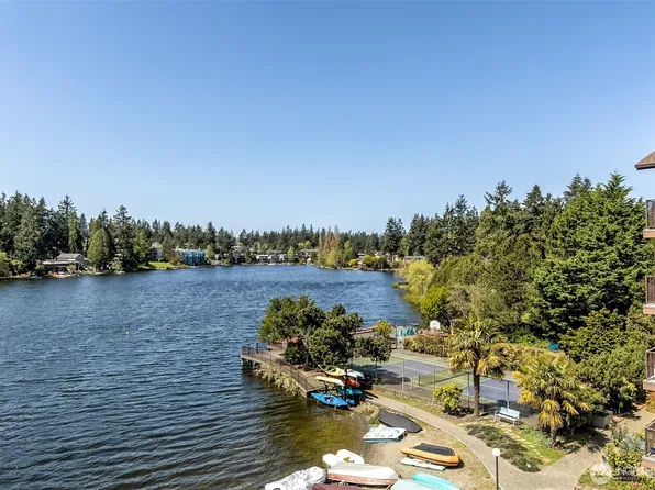 13201 Linden Avenue N #403A, Seattle, WA 98133