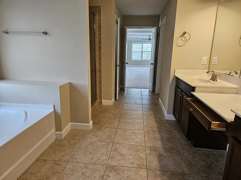 Master Bath room