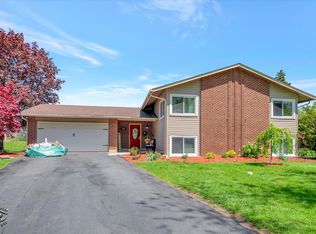 2500 Mitchell Dr, Woodridge, IL 60517