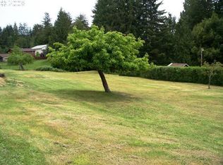 93380 Luscombe Loop, Coos Bay, OR 97420