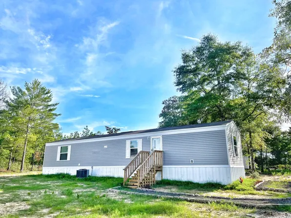 25 E Lafavre Ln, Defuniak Springs, FL 32433