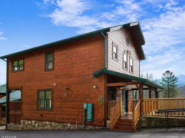 832 Resort Way, Gatlinburg, TN 37738