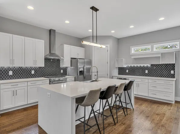 525 31st Ave N #A, Nashville, TN 37209