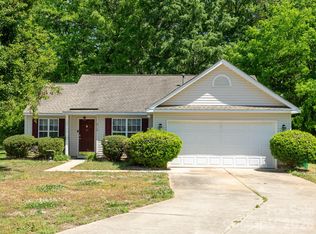8110 Slickrock Cir, Charlotte, NC 28215