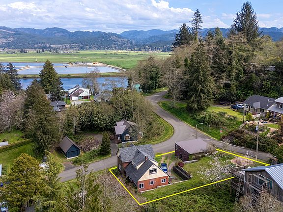 2nd image of 35620 9th St