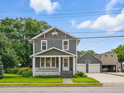 427 E Van Buren St, Washington, IA, 52353