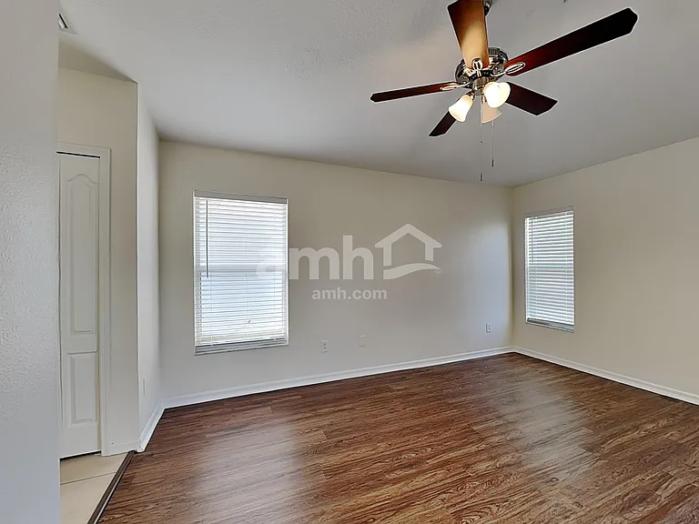 8326 Canterbury Lake Blvd — Photo 11