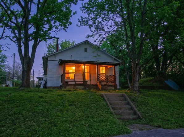 510 W 4th Street, Willow Springs, MO 65793