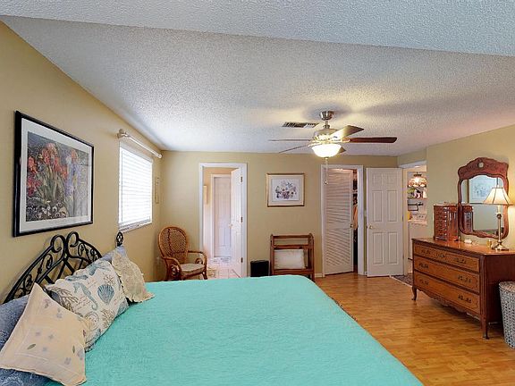 2nd image of 233 Monet Dr