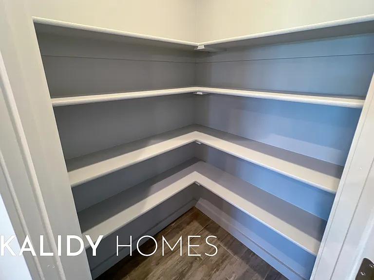 217 Olde Mill Ct — Photo 6