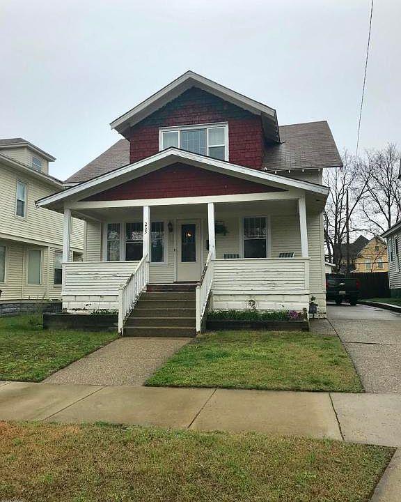 1st image of 235 W 17th St