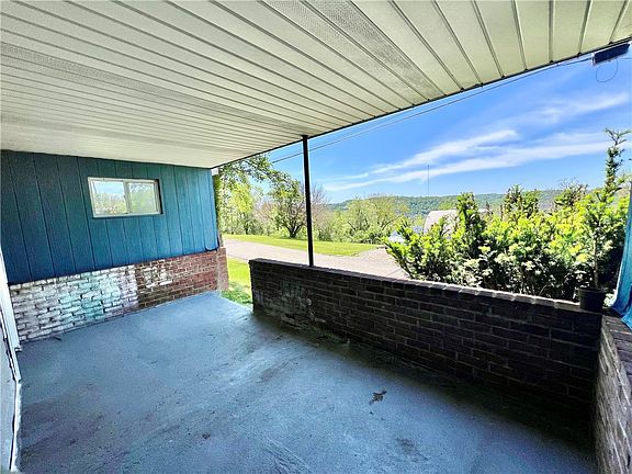 3rd image of 612 12th St