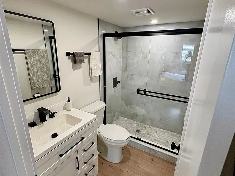 22805 SW 66th Ave #105 — Photo 4