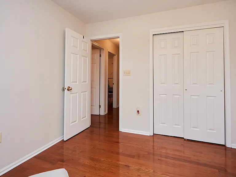 34 Berrien Ave — Photo 22
