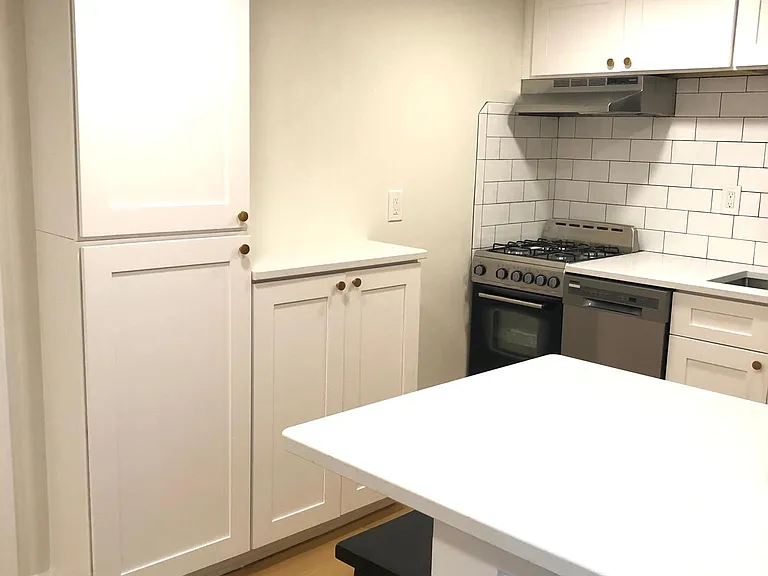 62 Caroline St #2 — Photo 3