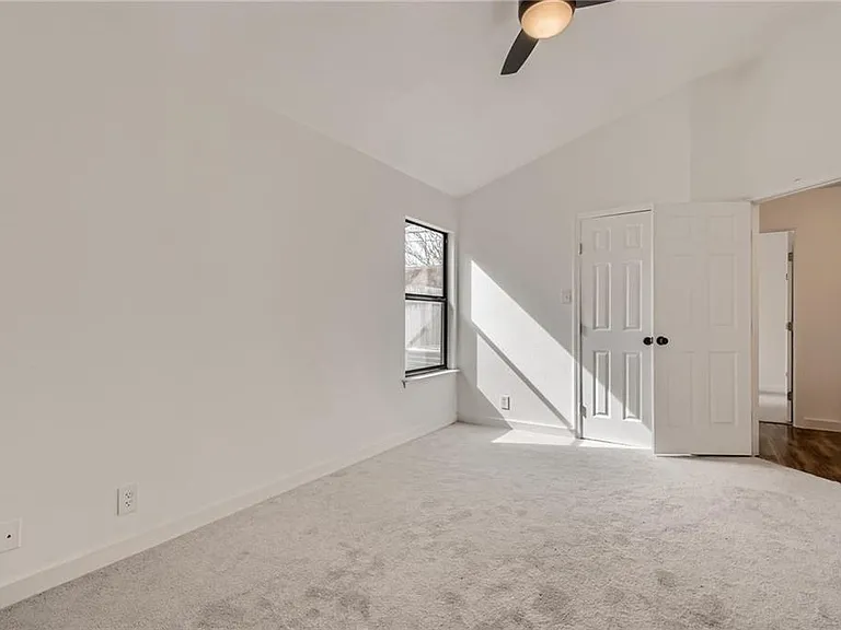 1402 Hollow Tree Blvd — Photo 7