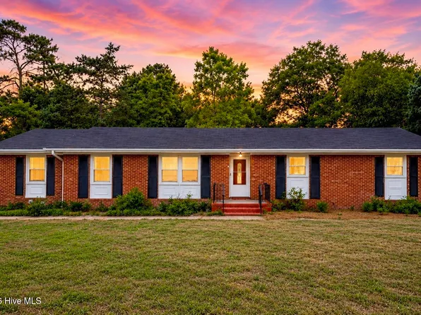 3202 College Road S, Wilmington, NC 28412