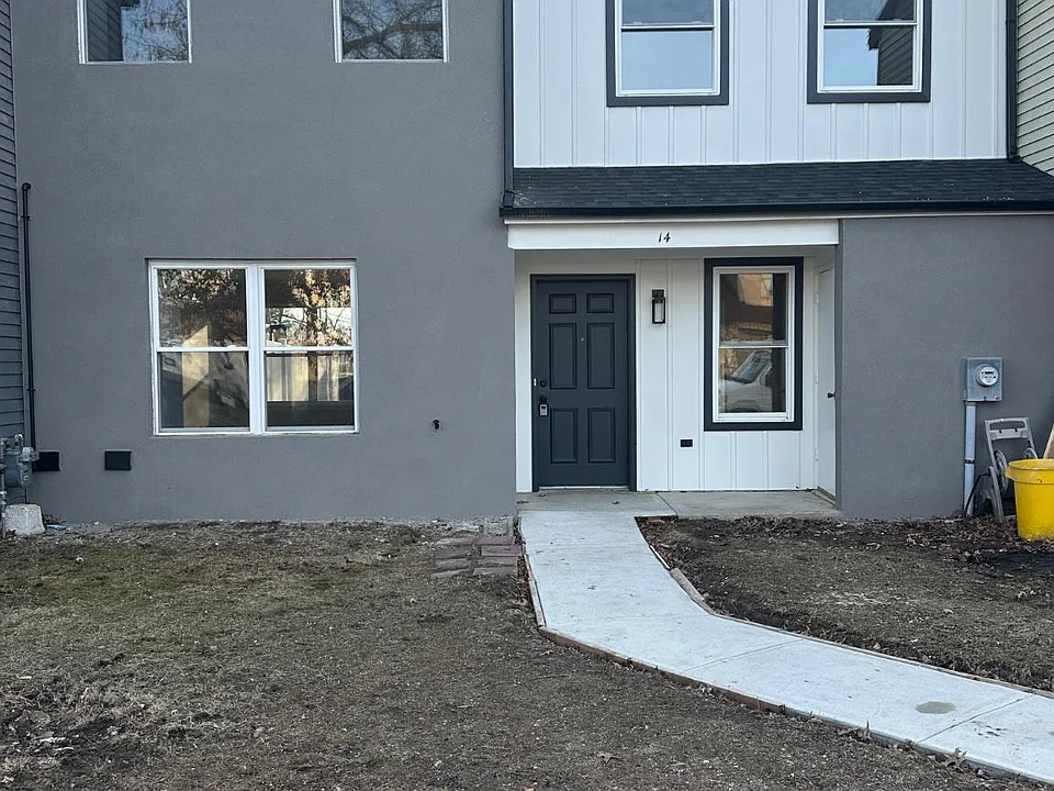 14 Buttonwood Rd