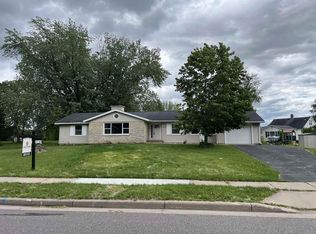 620 Grove St, Mauston, WI 53948