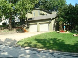 822 W Karen Dr, Decatur, IL 62526