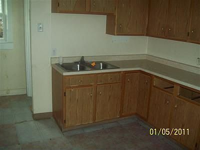 4th image of 234 Illinois Ave