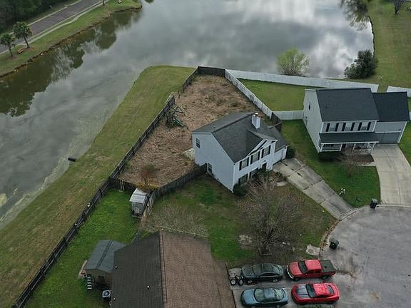5th image of 126 Walnut Creek Rd