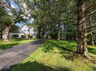 4700 McCampbell Dr, Knoxville, TN 37918