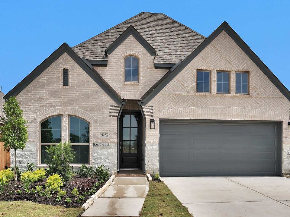 1st image of 19223 Satsuma Ridge Dr