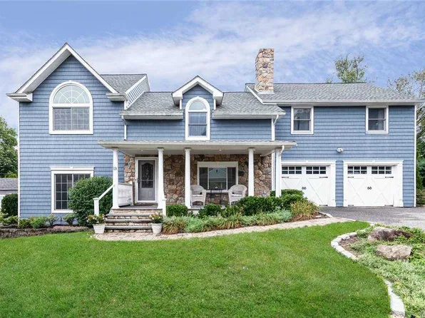 13 Glen Ln, Glenwood Landing, NY 11547