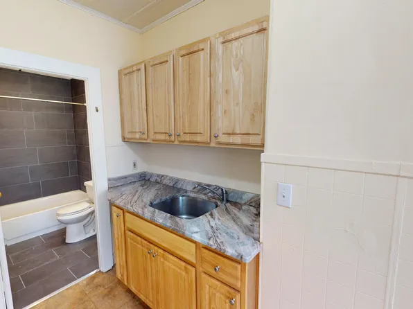 243 Belmont St #1R, Brockton, MA 02301