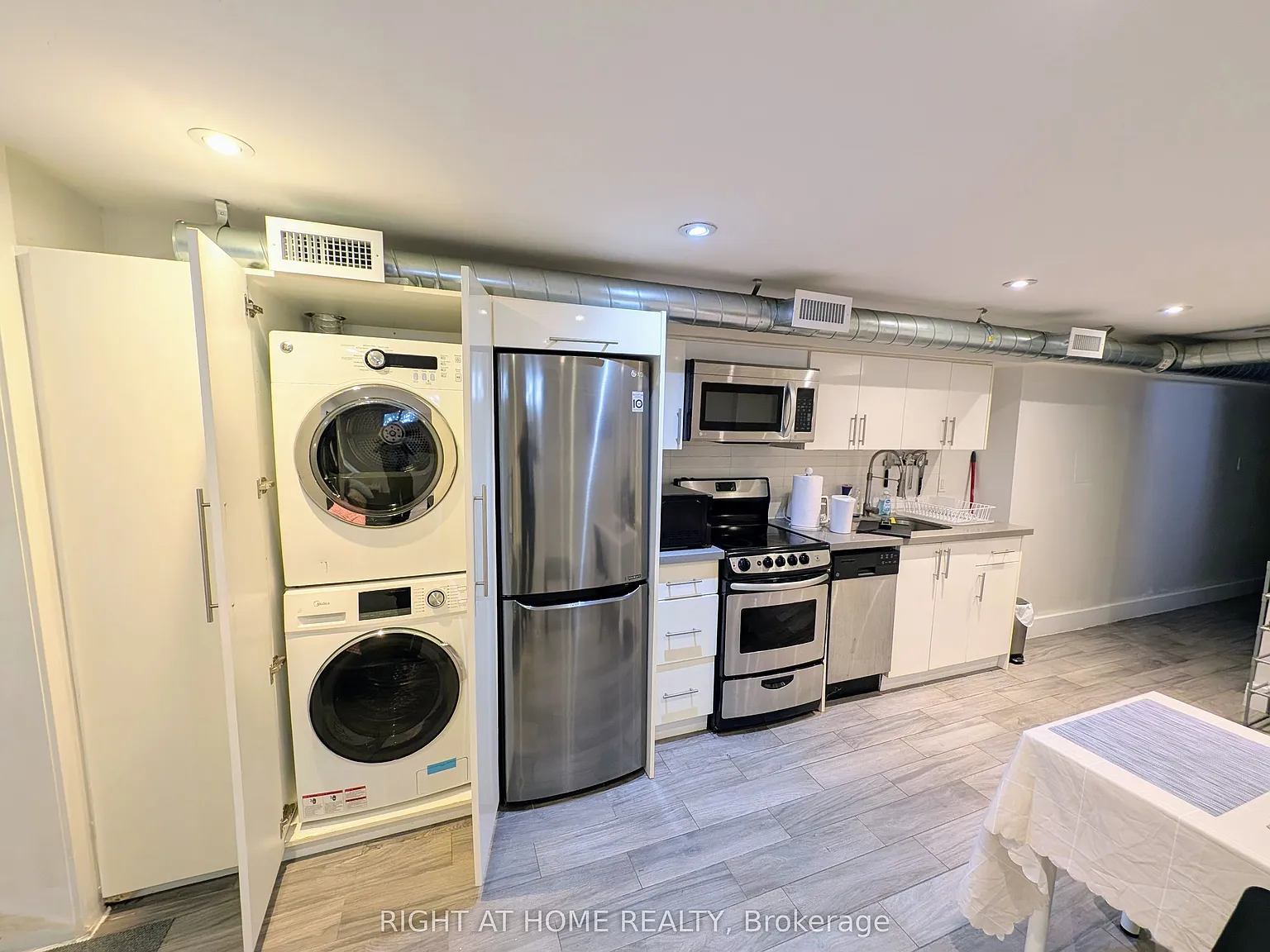 1 bed, $1,850 — Photo 4