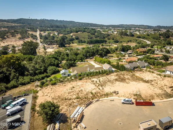 1636 Tuscan Way, Santa Maria, CA 93455