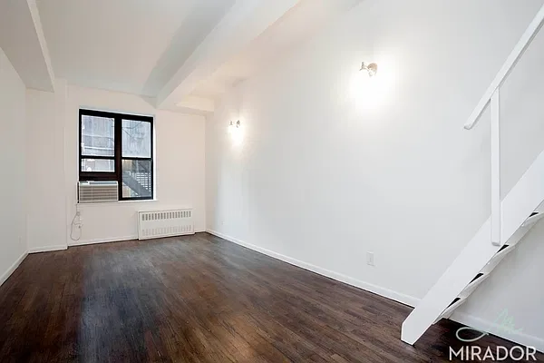 Rented by Mirador Real Estate | media 1