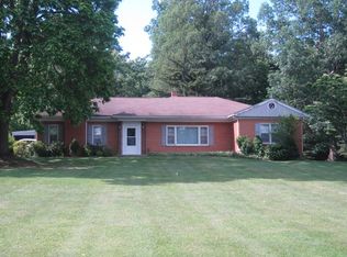 4980 E Lee Hwy, Max Meadows, VA 24360