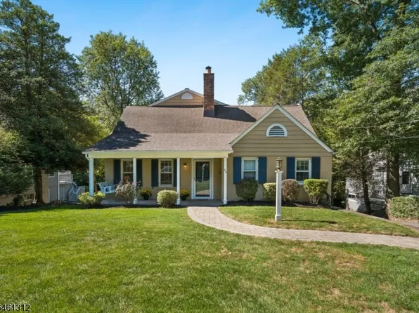 26 Pittsford Way, New Providence Boro, NJ 07974