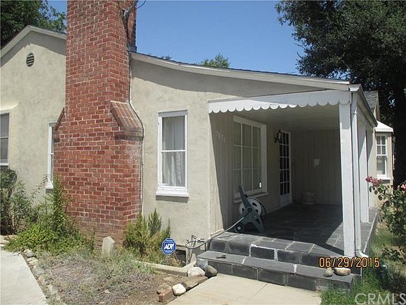 2nd image of 2871 E Del Mar Blvd