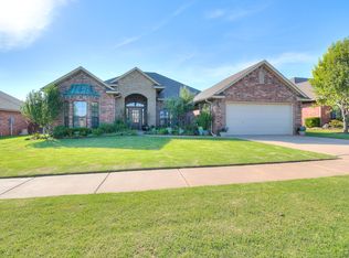 16205 Old Oak Dr, Edmond, OK 73013