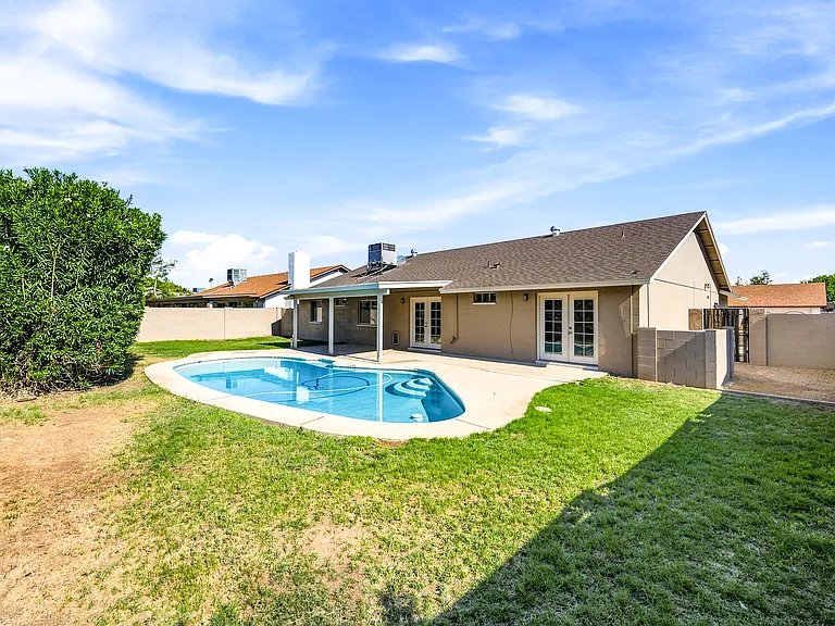 6232 W Sierra St — Photo 32