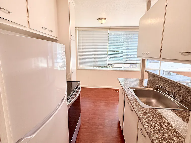 2521 Piedmont Ave #1 — Photo 18
