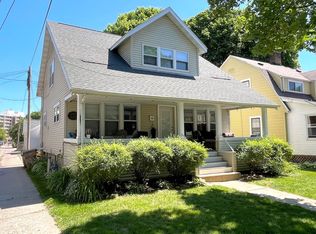 909 Oakland Ave, Madison, WI 53711