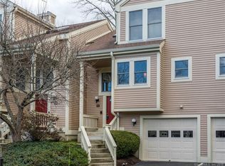 60 Brittania Dr, Danbury, CT 06811
