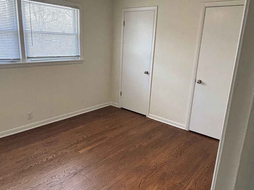 Second bedroom