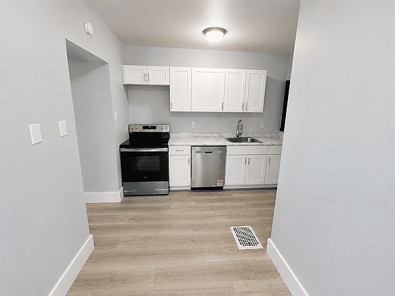 4th image of 251 Lexington Ave #251