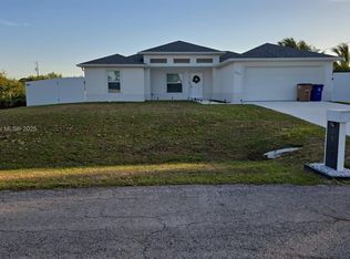 3817 16th St SW, Lehigh Acres, FL 33976