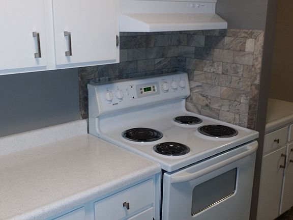 3rd image of 5725 Osman Ave N APT 2