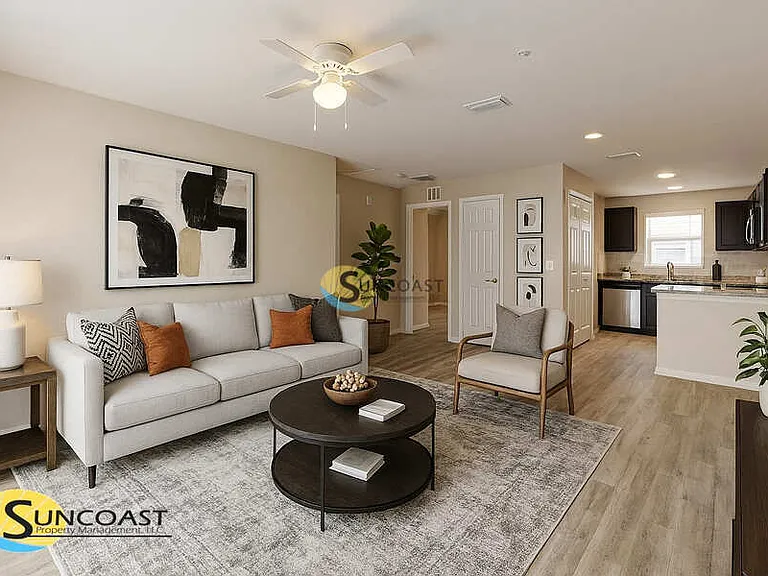 9104 N Peachtree Way — Photo 1