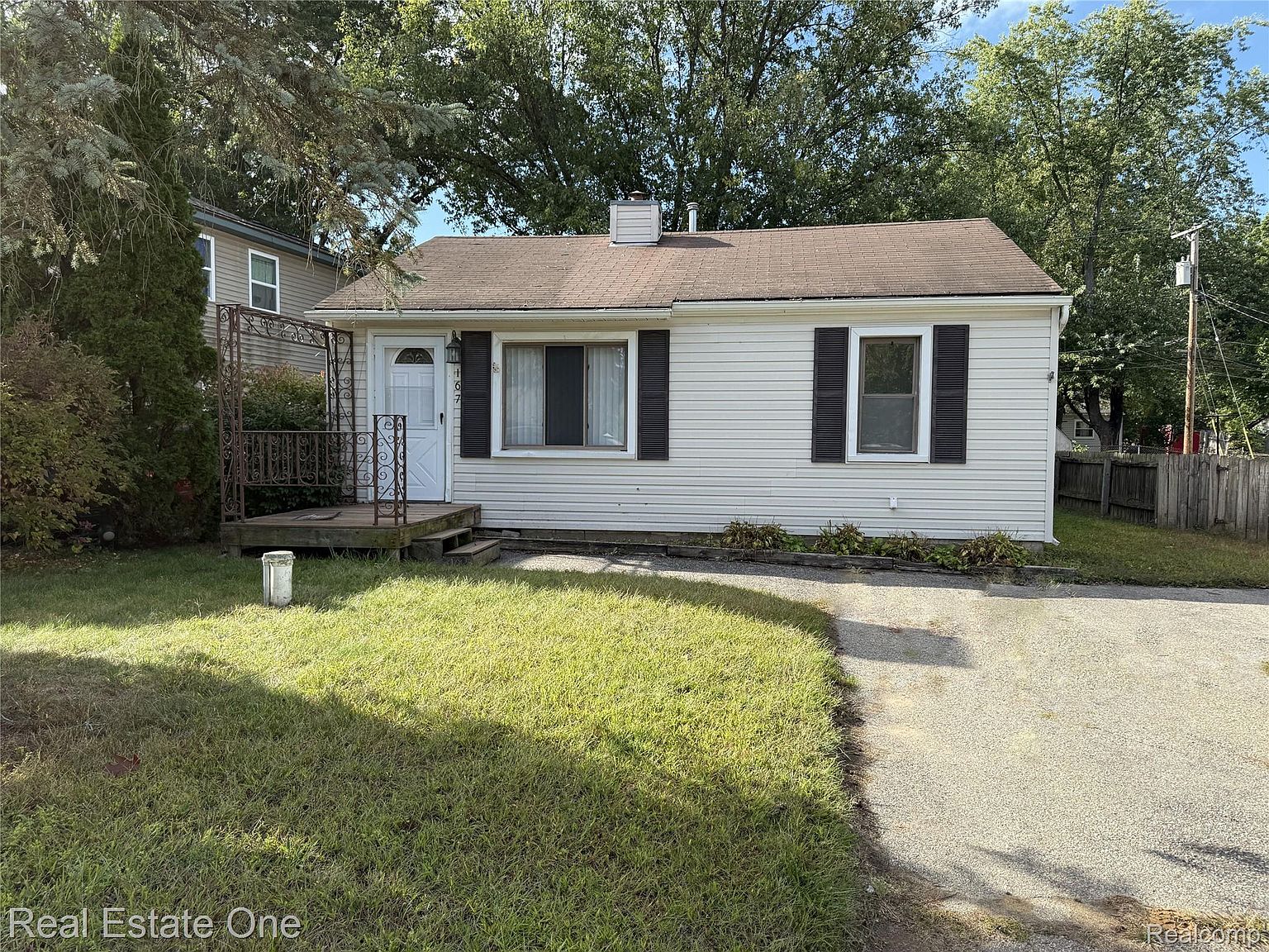 167 Osborne St, Commerce Township, MI 48382 | Zillow