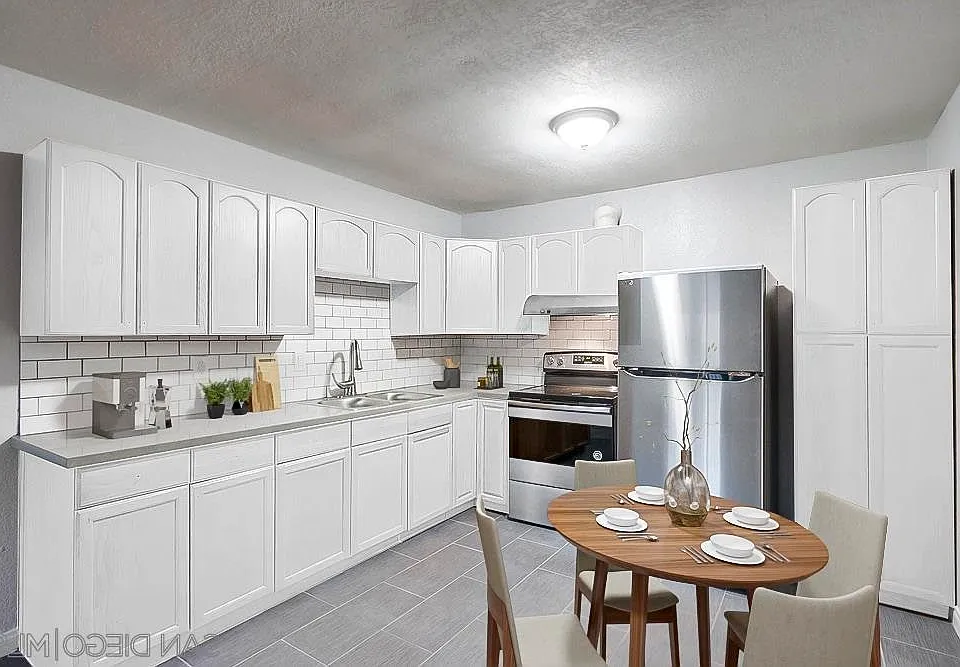 Kitchen is digatally staged.