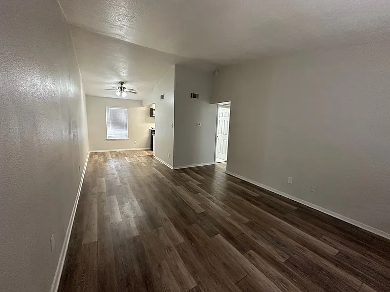 1105-1107 Uta Blvd — Photo 18