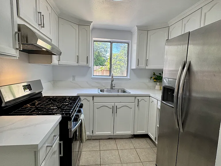 43 El Basset Ct — Photo 1